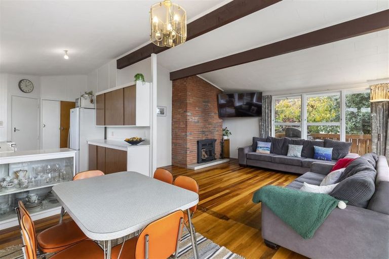 Photo of property in 25 Chatsworth Crescent, Pakuranga Heights, Auckland, 2010