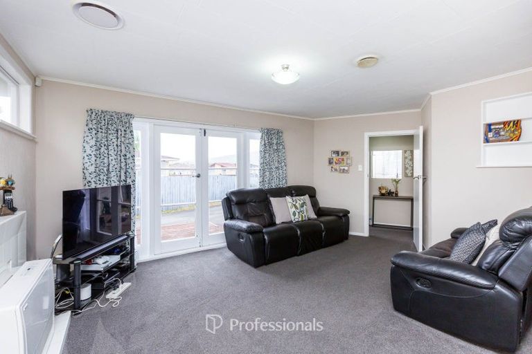 Photo of property in 26 Oregon Drive, Maoribank, Upper Hutt, 5018