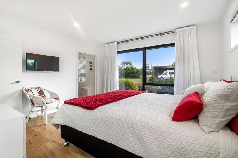 Photo of property in 4 Joshua Place, West Melton, Christchurch, 7675