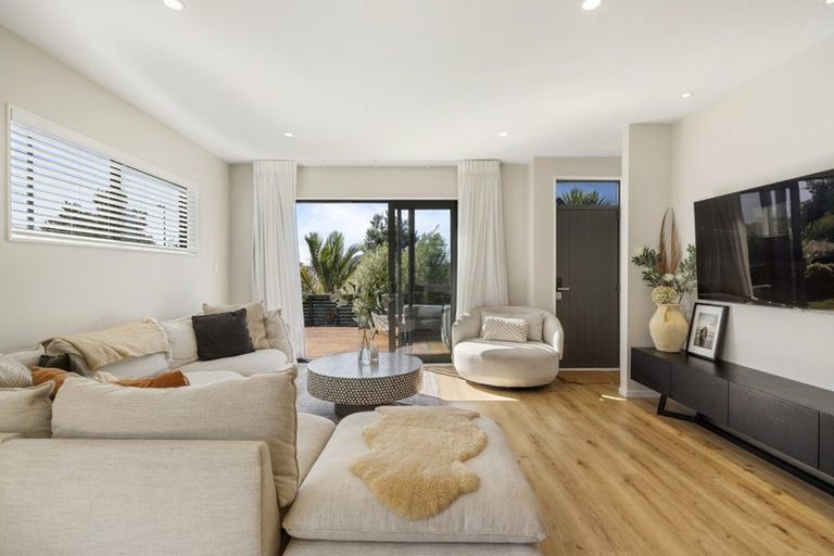 Photo of property in 23 Waka Moana Drive, Hobsonville, Auckland, 0616