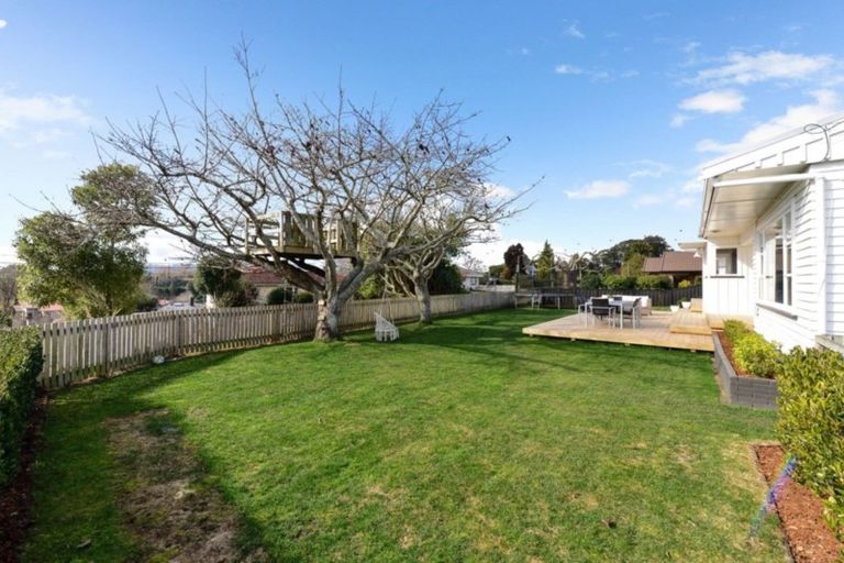 Photo of property in 42 Chaucer Street, Leamington, Cambridge, 3432