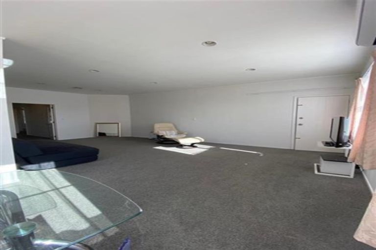 Photo of property in 55 Millhouse Drive, Northpark, Auckland, 2013