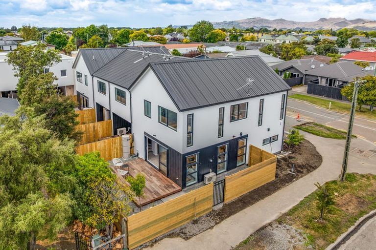 Photo of property in 1/7 Gresford Street, Edgeware, Christchurch, 8013