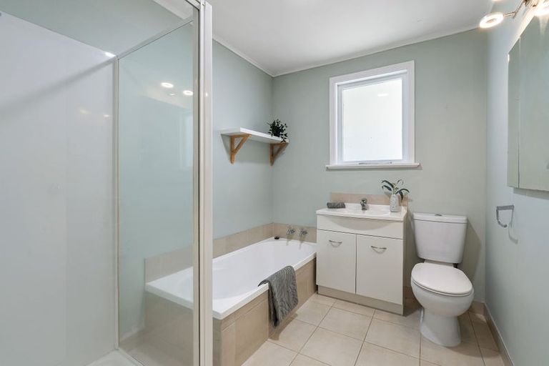 Photo of property in 100 Rakau Road, Hataitai, Wellington, 6021