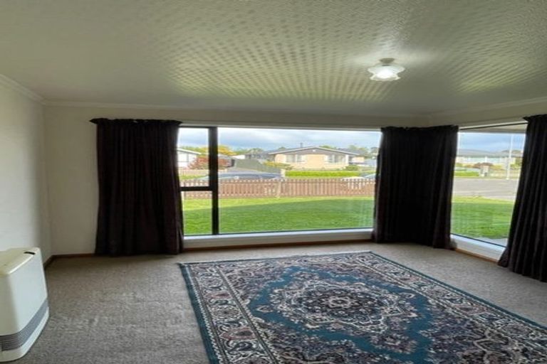 Photo of property in 53 Oriana Crescent, Hornby, Christchurch, 8042