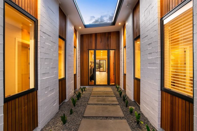 Photo of property in 61 Grayson Road, Wainui, Silverdale, 0992