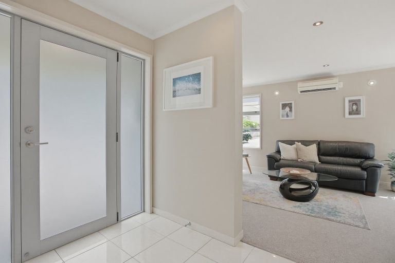 Photo of property in 32c Gilbert Street, New Plymouth, 4310