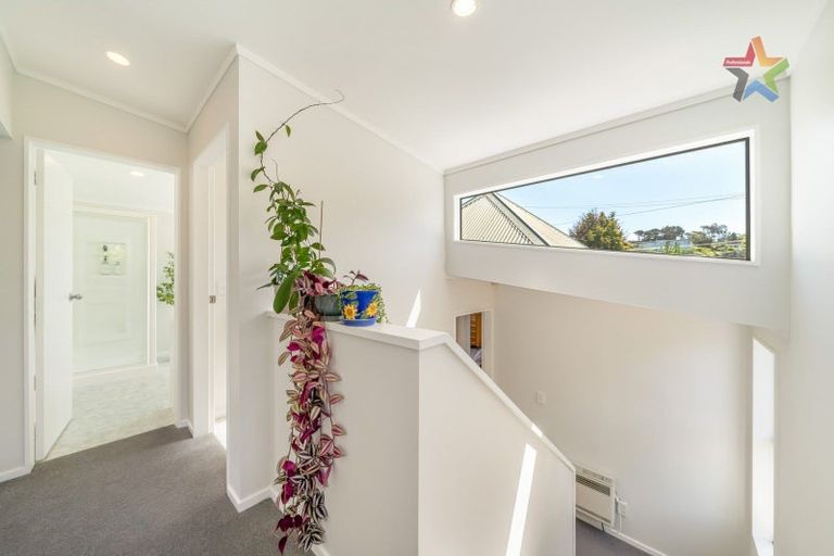 Photo of property in 36a Maungaraki Road, Korokoro, Lower Hutt, 5012