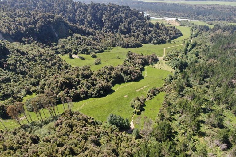 Photo of property in 432 Humphreys Gully Road, Arahura Valley, Hokitika, 7882