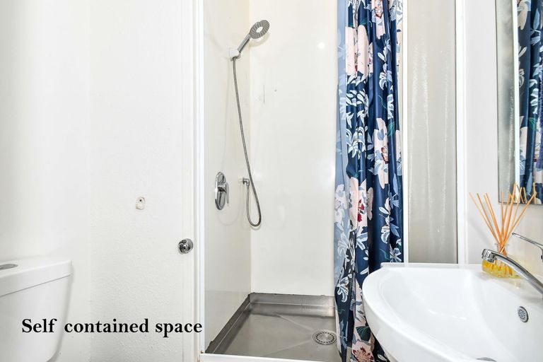 Photo of property in 1/34 Barnhill Crescent, Pahurehure, Papakura, 2113