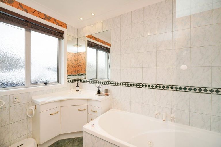 Photo of property in 135 Paterson Street, Grasmere, Invercargill, 9810