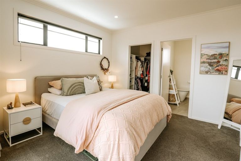 Photo of property in 43 Katania Heights, Brightwater, 7022