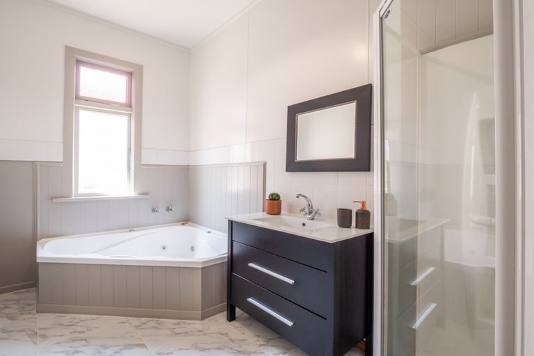 Photo of property in 32 Victoria Road, Saint Kilda, Dunedin, 9012