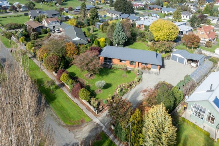 Photo of property in 50 Morton Street, Edendale, 9825