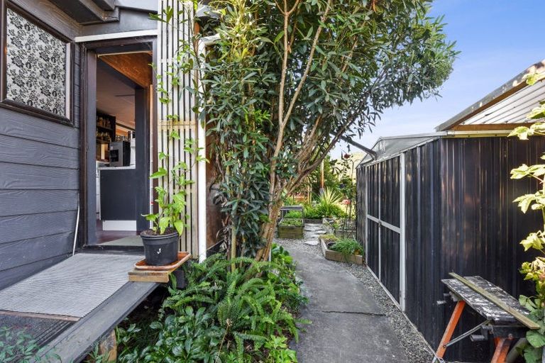 Photo of property in 2/73 Beach Road, Tahunanui, Nelson, 7011