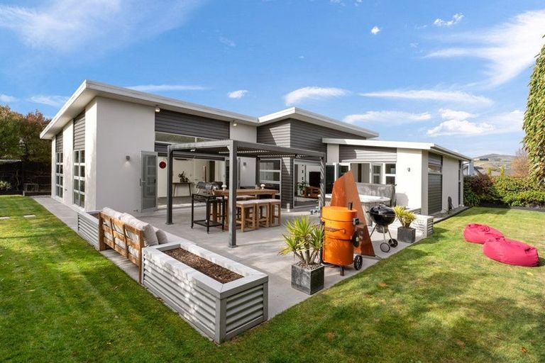 Photo of property in 23 James Hight Drive, Halswell, Christchurch, 8025