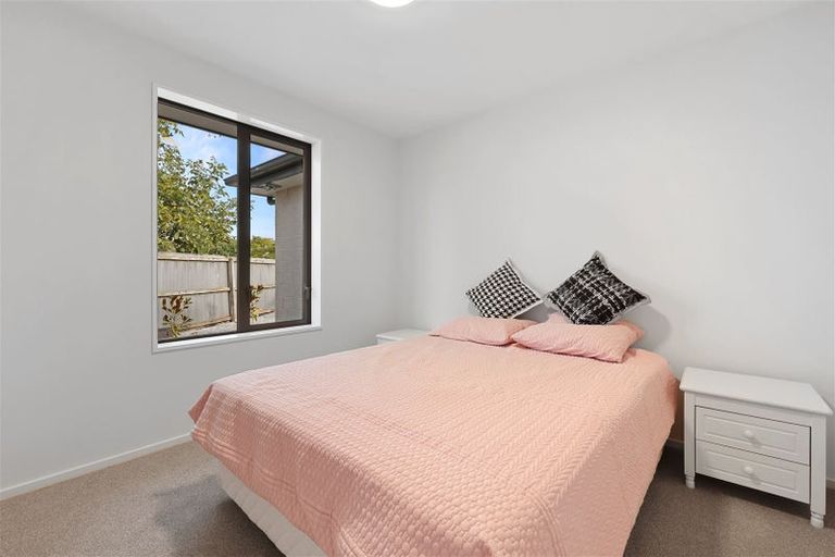 Photo of property in 15a Hooker Avenue, Bryndwr, Christchurch, 8053