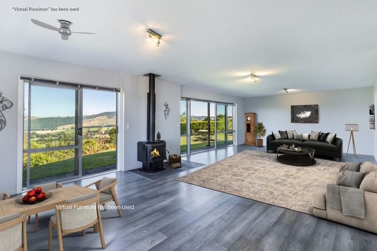 Photo of property in 1 Edge Hill, Acacia Bay, Taupo, 3385