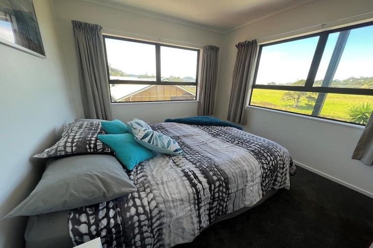 Photo of property in 105 Oakura Road, Oakura, Hikurangi, 0184
