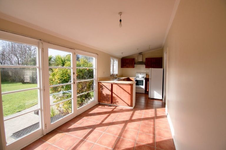 Photo of property in 28 Mayfield Avenue, Mairehau, Christchurch, 8013