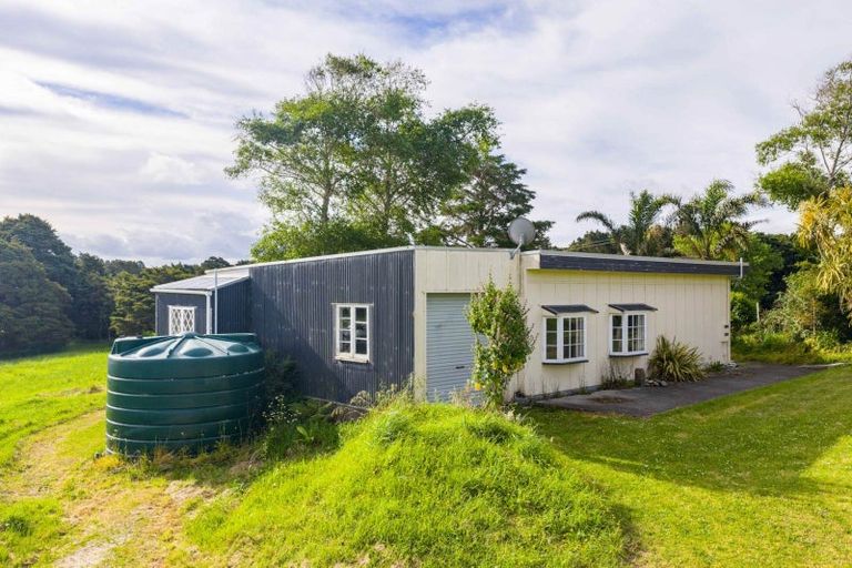 Photo of property in 750 Kaiwaka-mangawhai Road, Hakaru, Wellsford, 0975