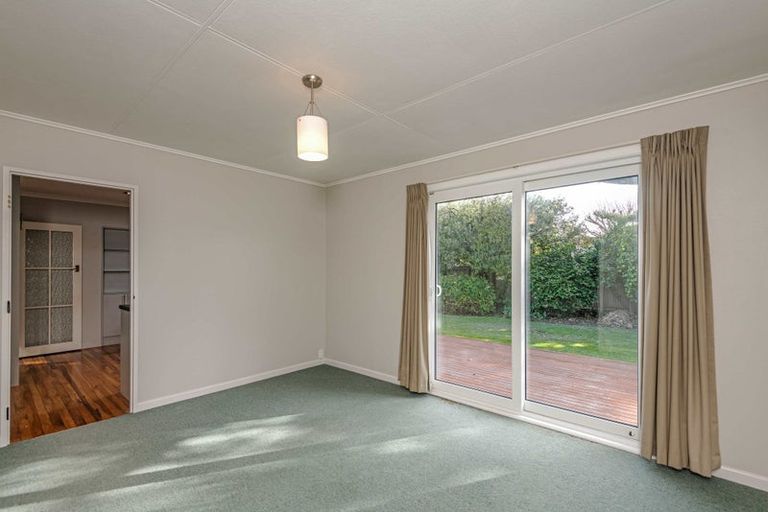 Photo of property in 95 Dittmer Drive, West End, Palmerston North, 4412