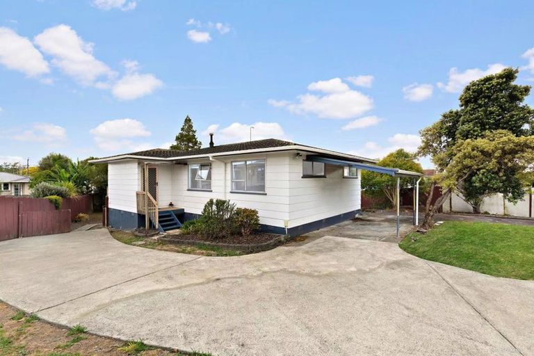 Photo of property in 5 Tango Place, Henderson, Auckland, 0610