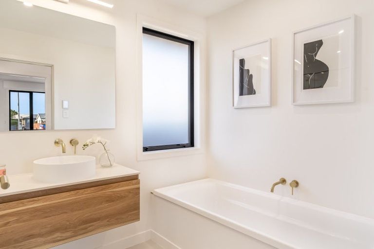 Photo of property in 63 Dejoux Road, Winton, 9720