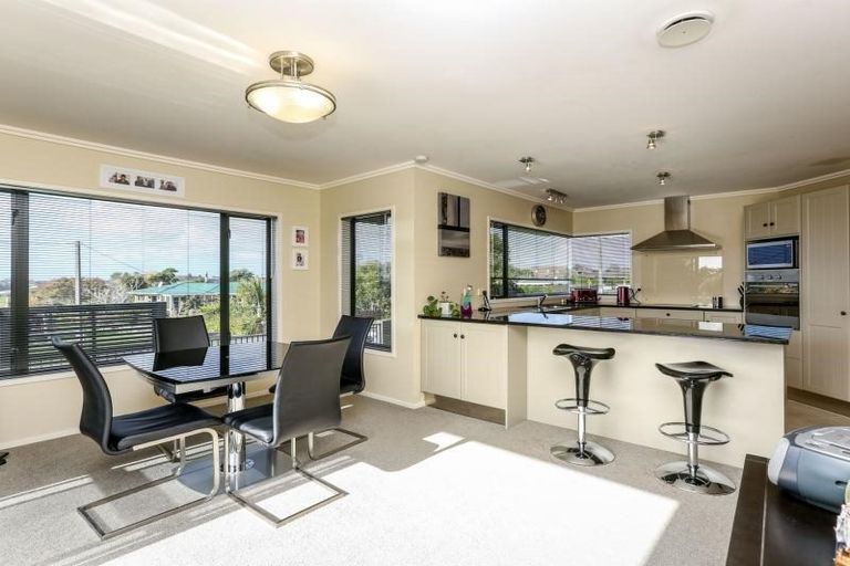 Photo of property in 20 Barrett Road, Whalers Gate, New Plymouth, 4310