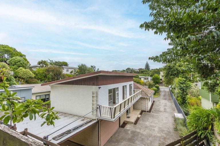 Photo of property in 70 Glen Road, Raumati South, Paraparaumu, 5032
