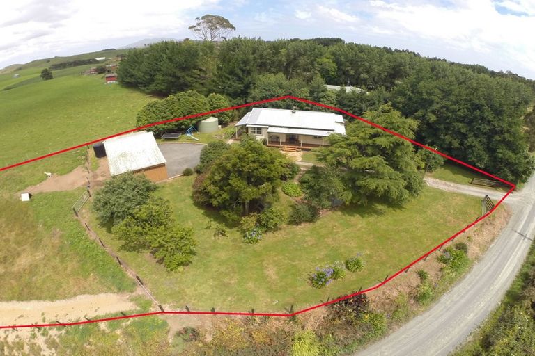Photo of property in 56 Matakotea Road, Raglan, 3295