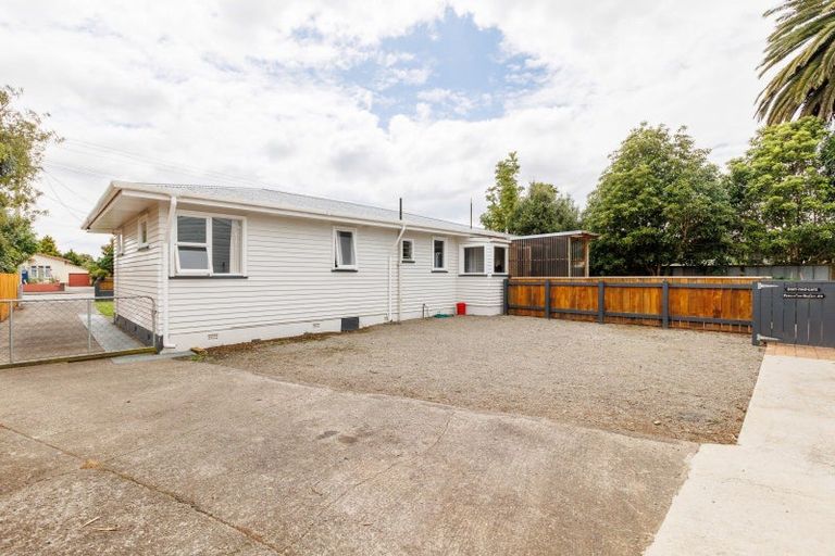Photo of property in 27 Mangahao Road, Pahiatua, 4910