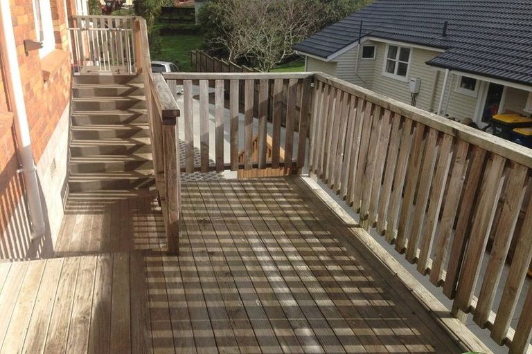 Photo of property in 12b Bellcroft Place, Belmont, Auckland, 0622