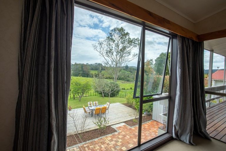 Photo of property in 42 Greenacres Drive, Kawakawa, 0210