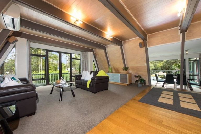 Photo of property in 75 Park Hill Road, Birkenhead, Auckland, 0626