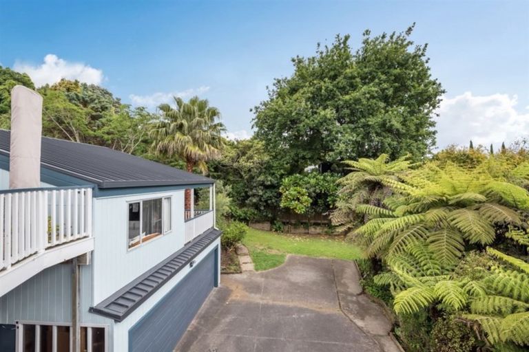 Photo of property in 90a Matipo Road, Mairangi Bay, Auckland, 0630