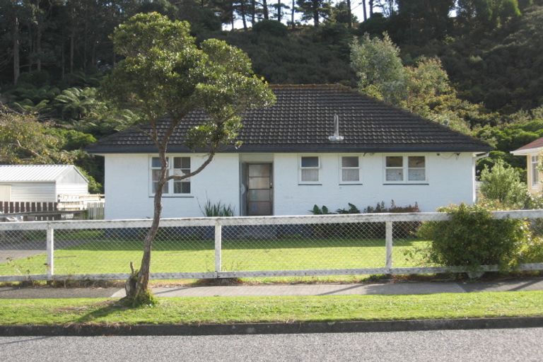 Photo of property in 37 Fleet Street, Naenae, Lower Hutt, 5011