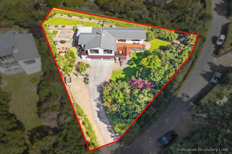 Photo of property in 25 Zephyr Terrace, Governors Bay, Lyttelton, 8971