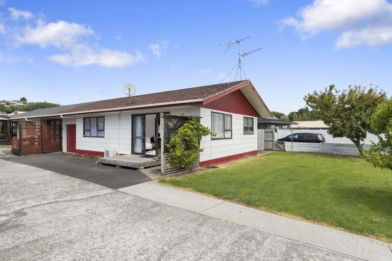 Photo of property in 404 Ngatai Road, Bellevue, Tauranga, 3110