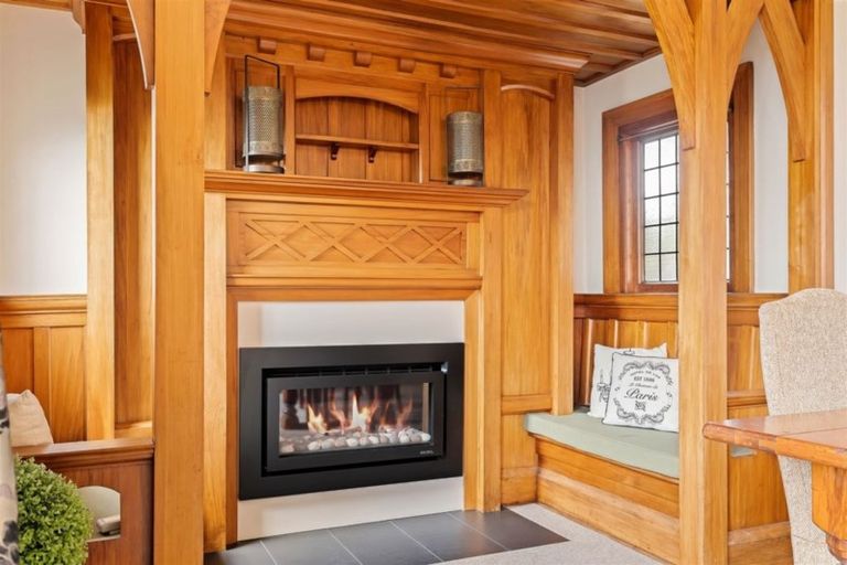 Photo of property in 18 Merlewood Avenue, Cashmere, Christchurch, 8022