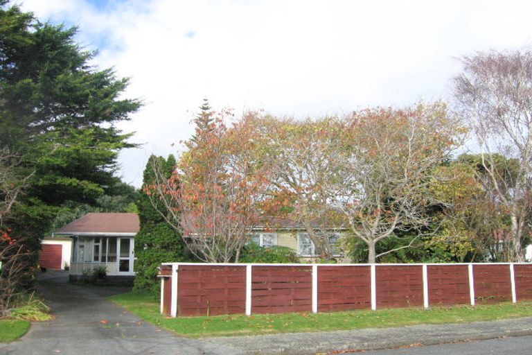 Photo of property in 1 Sunshine Avenue, Paraparaumu, 5032