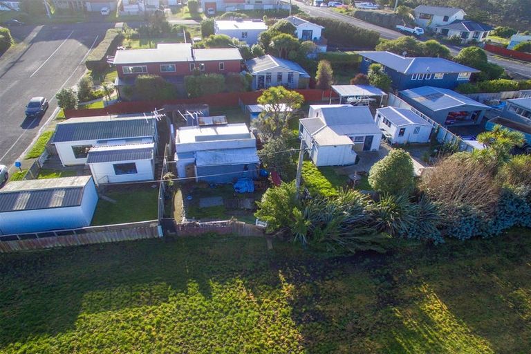 Photo of property in 7 Taylor Street, Brighton, Dunedin, 9035
