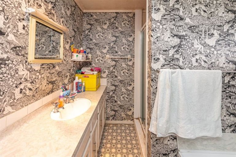 Photo of property in 36 Karyn Street, Castlecliff, Whanganui, 4501