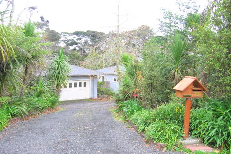 Photo of property in 73-75 Churchouse Road, Greenhithe, Auckland, 0632