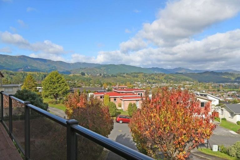 Photo of property in 19 Alleyne Court, Brown Owl, Upper Hutt, 5018