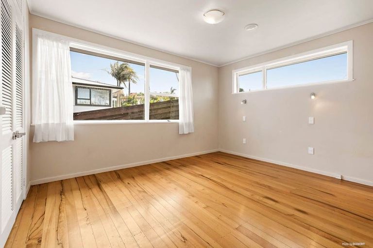Photo of property in 29 Sycamore Drive, Sunnynook, Auckland, 0620