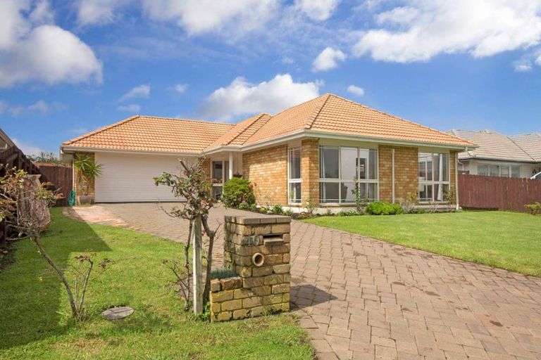 Photo of property in 40 Millhouse Drive, Northpark, Auckland, 2013