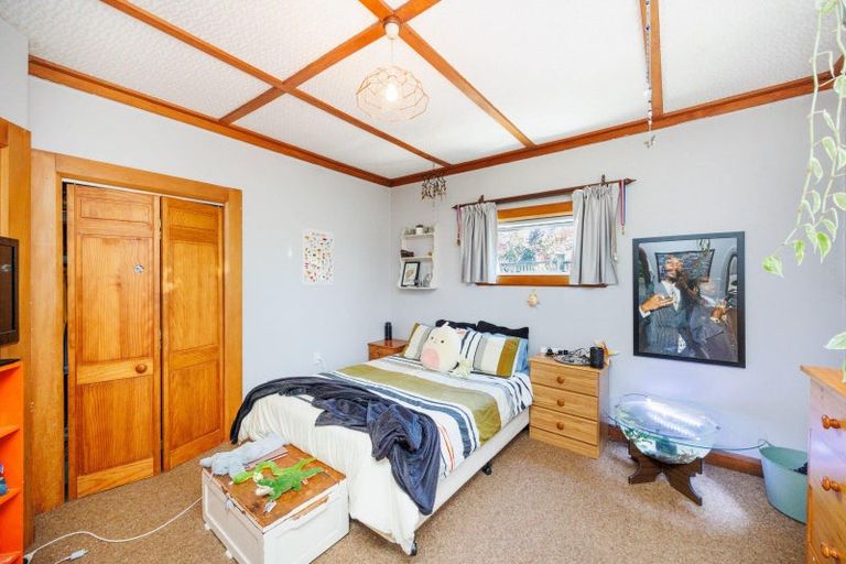 Photo of property in 40 Puriri Terrace, Roslyn, Palmerston North, 4414