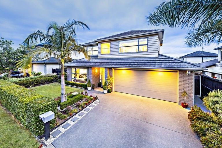 Photo of property in 34 Pickaberry Avenue, Karaka, Papakura, 2113