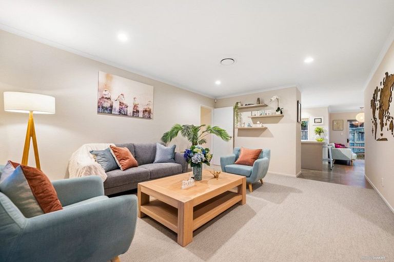 Photo of property in 30 Riviera Drive, Flat Bush, Auckland, 2019